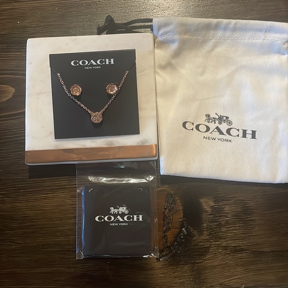 NWT Coach necklace and earrings set - Picture 3 of 4